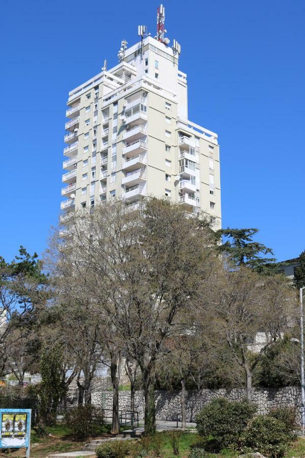 Volcano Rijeka Exterior photo