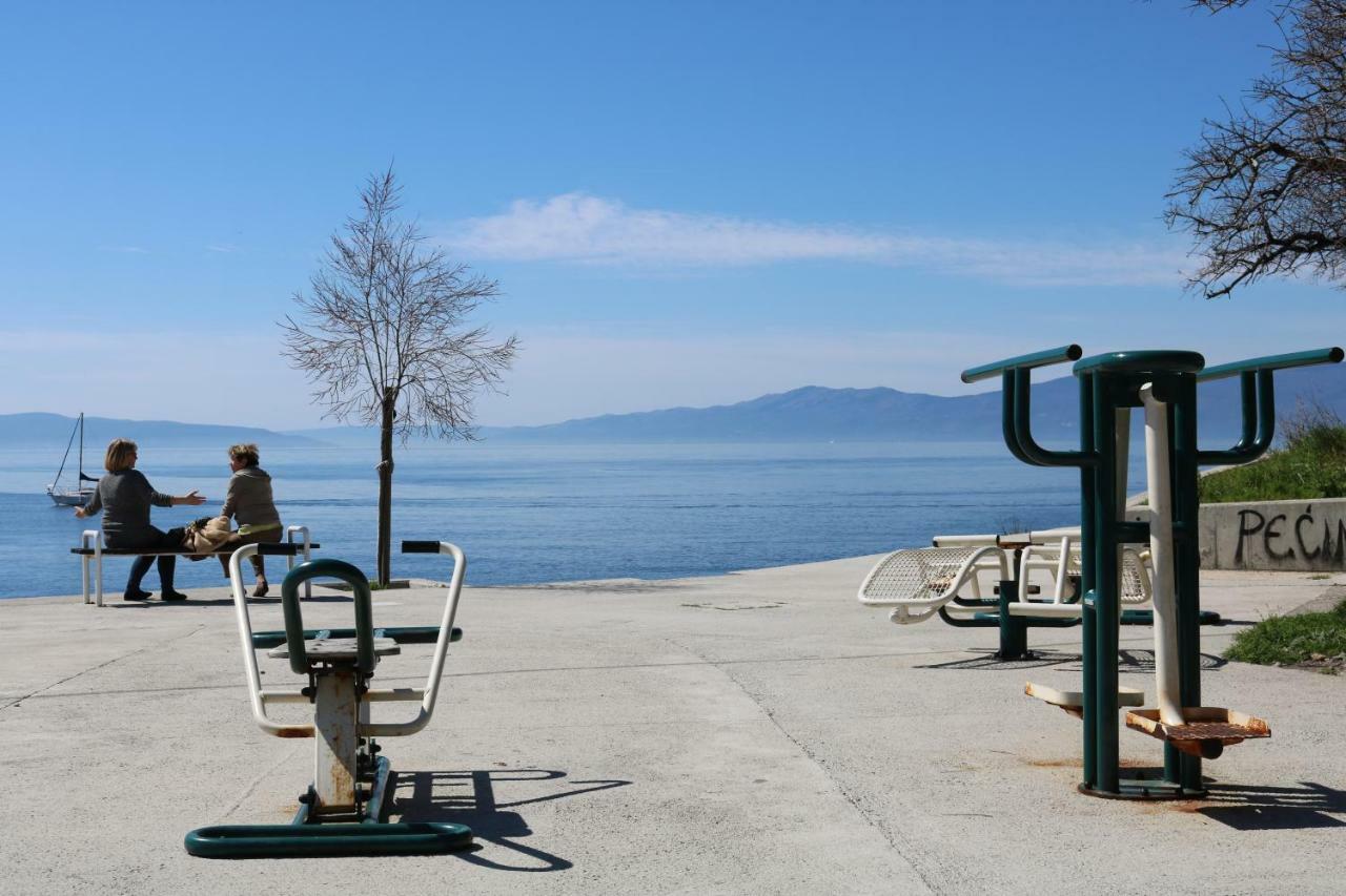 Volcano Rijeka Exterior photo